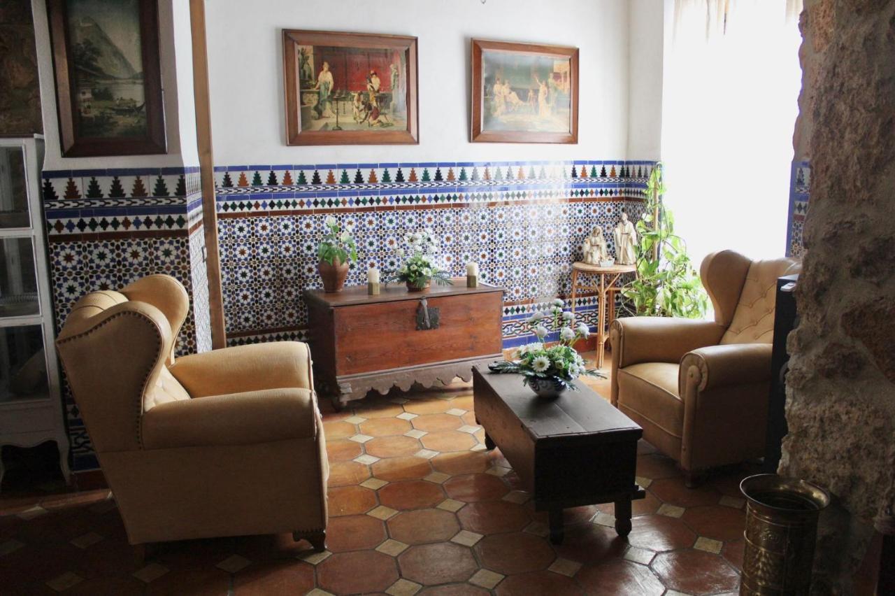 La Casa De Maria Guest House Algarinejo Exterior foto